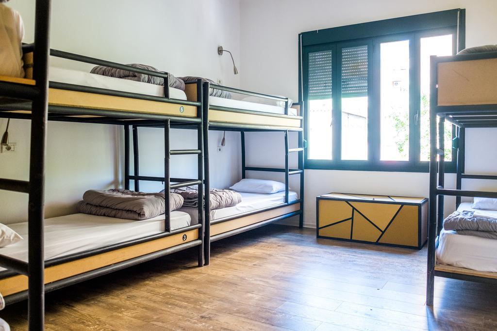 Destil Hostel Tirana Exteriér fotografie